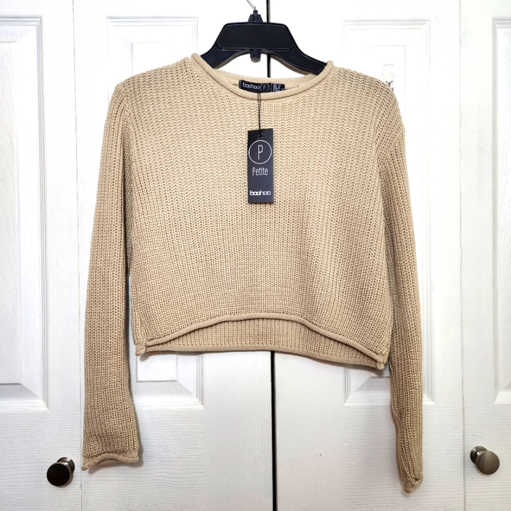 Boohoo Cropped Sweater NWT